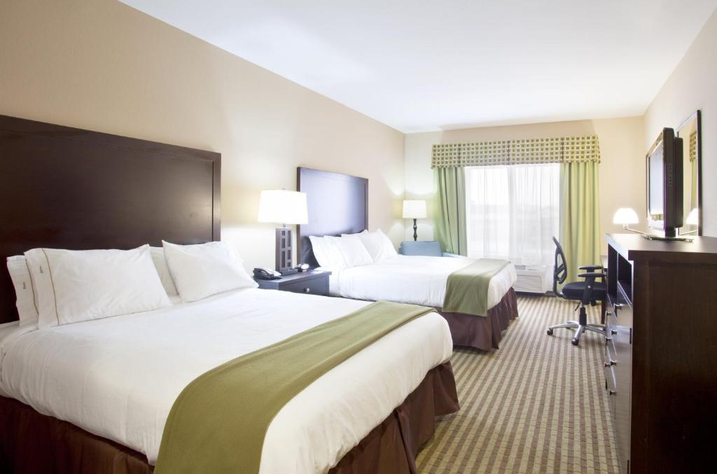 Holiday Inn Express Le Roy, IL, an IHG Hotel image
