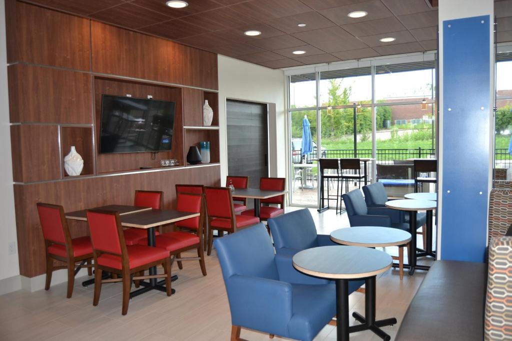 Holiday Inn Express & Suites Goodlettsville N - Nashville, an IHG Hotel photo 4