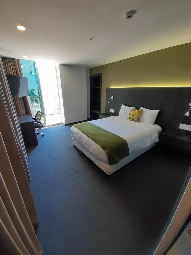Innfiniti Hotel & Suites photo 2