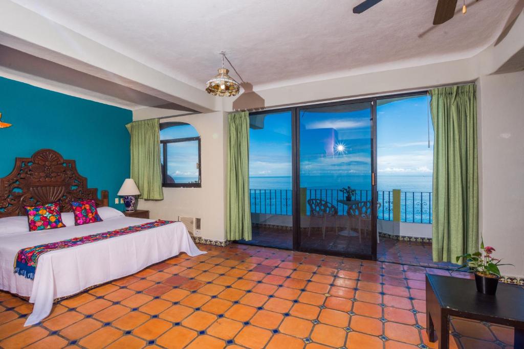 Сьюит (Люкс с кроватью размера «king-size»), Mar Sereno Hotel & Suites