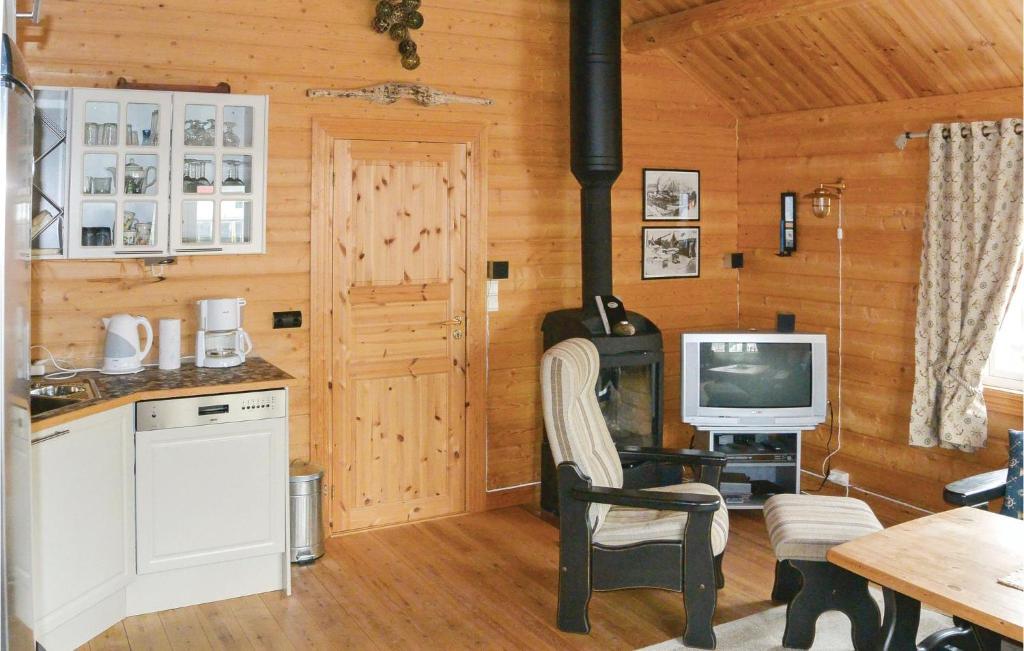 Awesome Home In Srvgen With 2 Bedrooms And Wifi photo 4