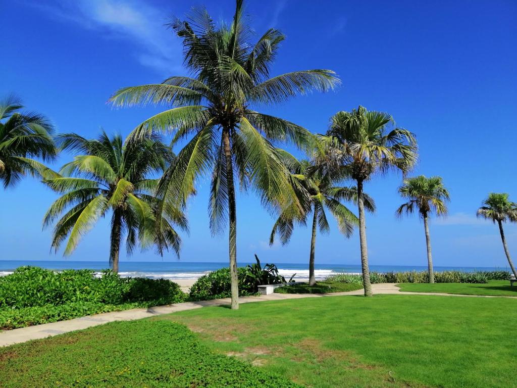 Kims Villa Beachfront