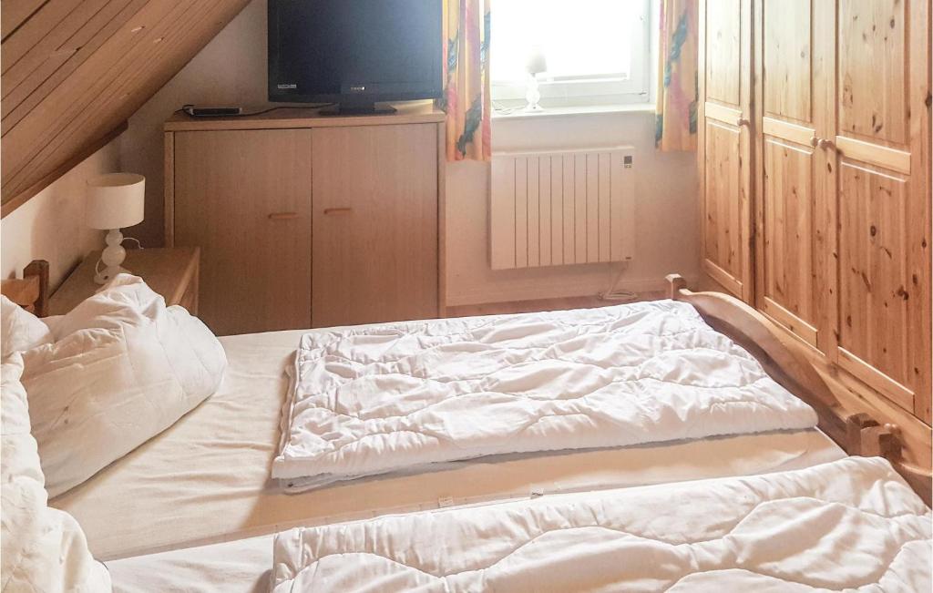 Beautiful Home In Nordstrand With 2 Bedrooms And Wifi photo 1