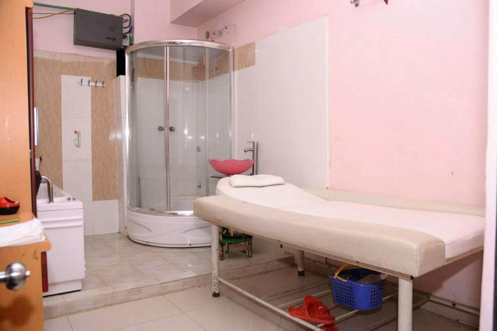 Khách sạn Rose