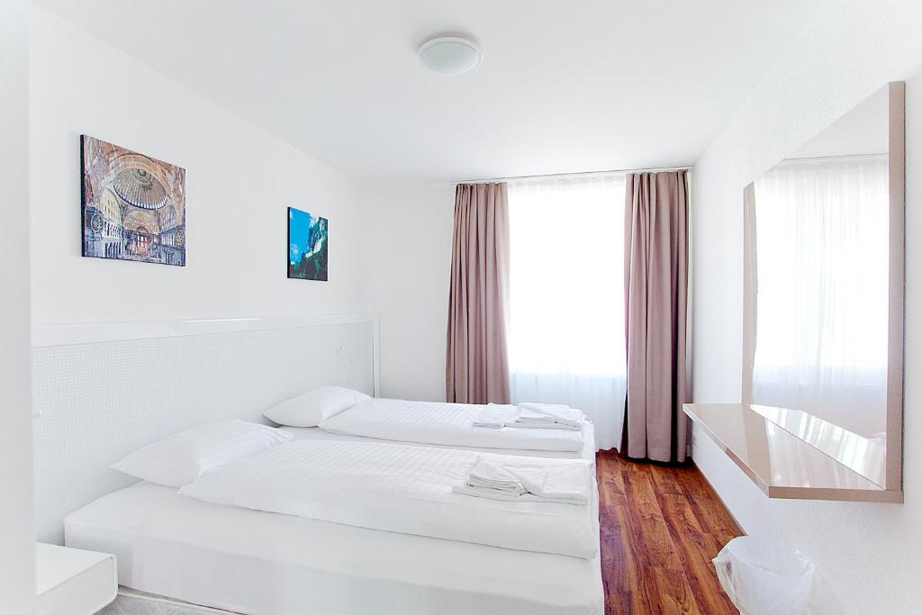 Апартаменты (Апартаменты «Премиум» с 1 спальней), Premium Apartments by Livingdowntown