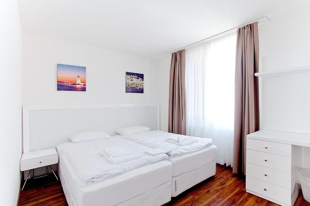 Апартаменты (Апартаменты «Премиум» с 1 спальней), Premium Apartments by Livingdowntown