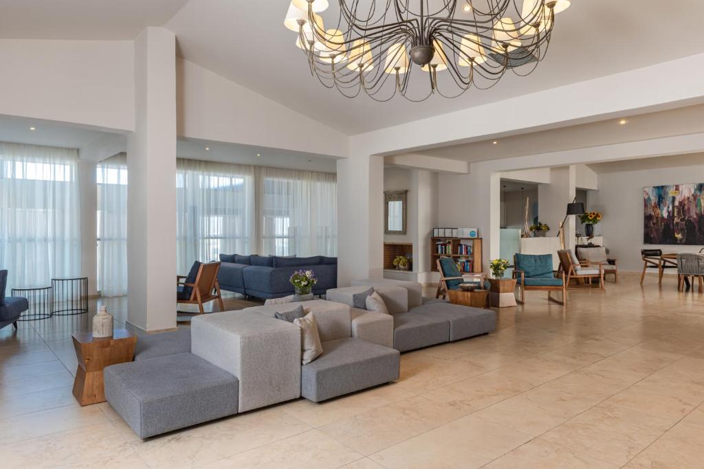 Kassandra Bay Resort, Suites & Spa photo 3
