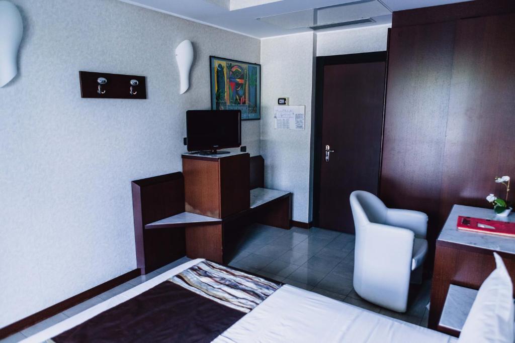 Mare Hotel photo 2