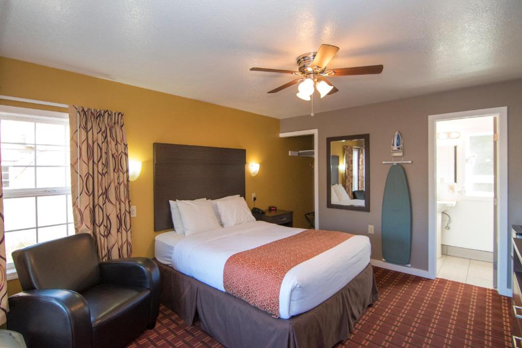 Двухместный (Кровать размера «queen-size»), Capitol Hill Motel
