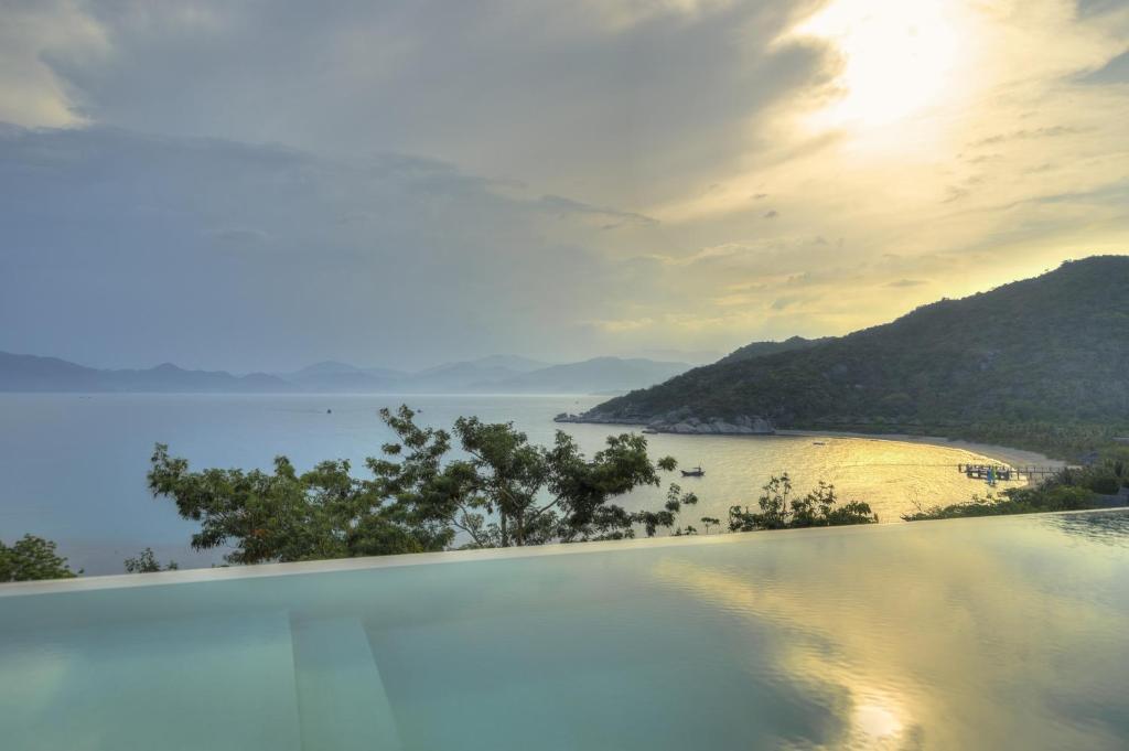 Вилла (Hill Top Reserves (Вилла с 3 спальнями)), Six Senses Ninh Van Bay