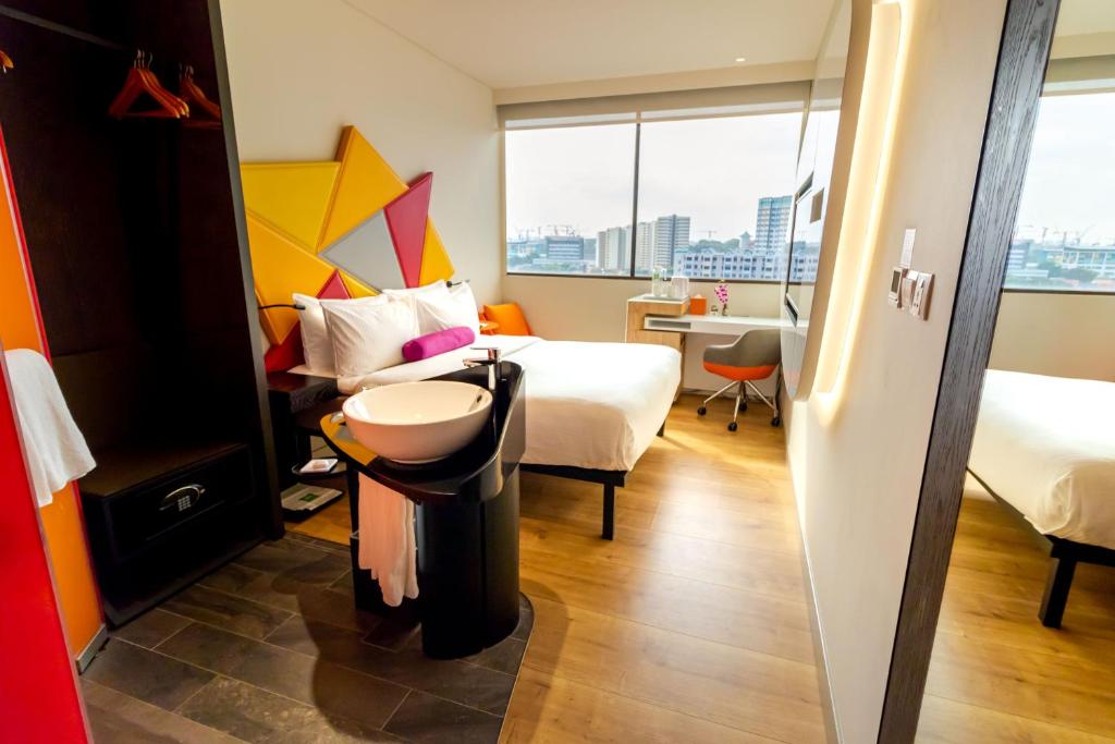 Двухместный (Стандартный номер с 1 кроватью размера «queen-size»), Ibis Styles Singapore On Macpherson