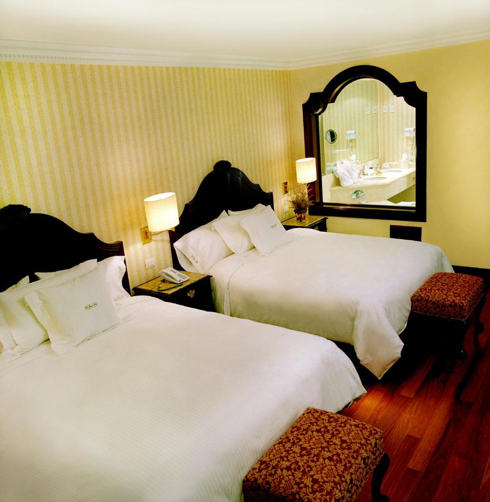 Сьюит (Люкс с видом на патио), The Green Park Hotel