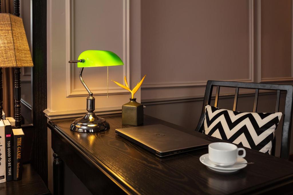 Двухместный (Imperial Suite with City View), Hanoi Imperial Hotel