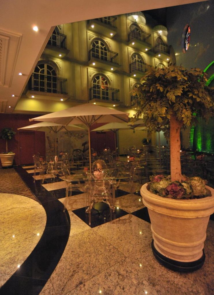 Сьюит (Люкс с видом на патио), The Green Park Hotel