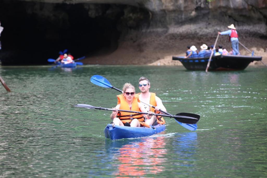 Du thuyền Starlight