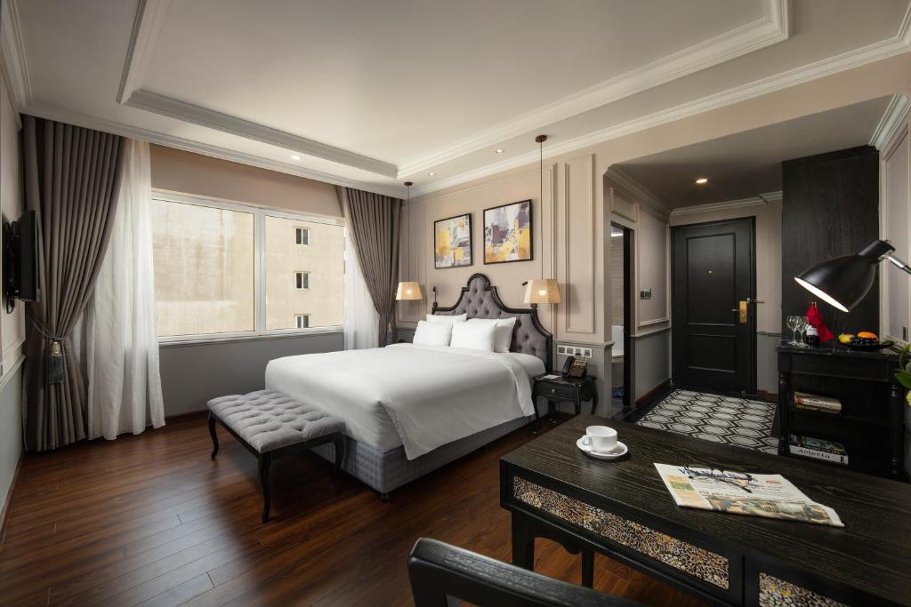 Сьюит (Люкс с балконом), Hanoi Imperial Hotel