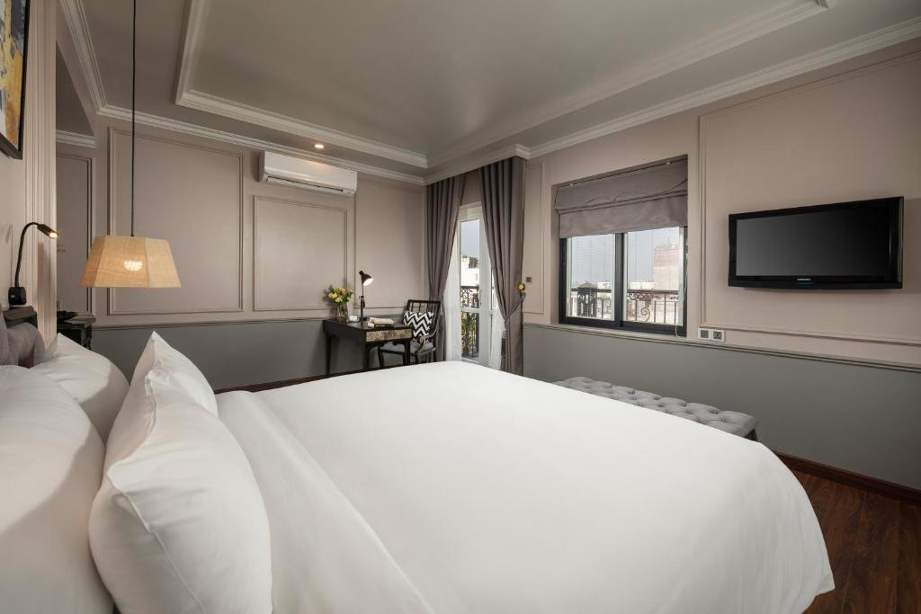 Сьюит (Люкс с балконом), Hanoi Imperial Hotel