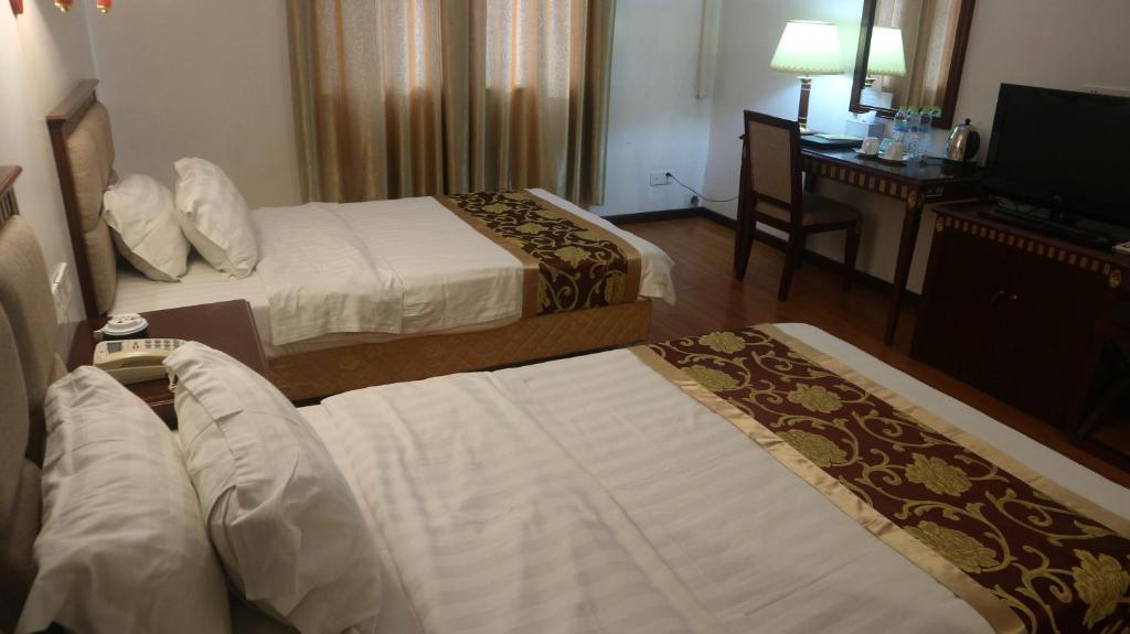 Excelsior Resort photo 2