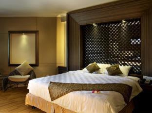 The Singhasari Resort Batu photo 2