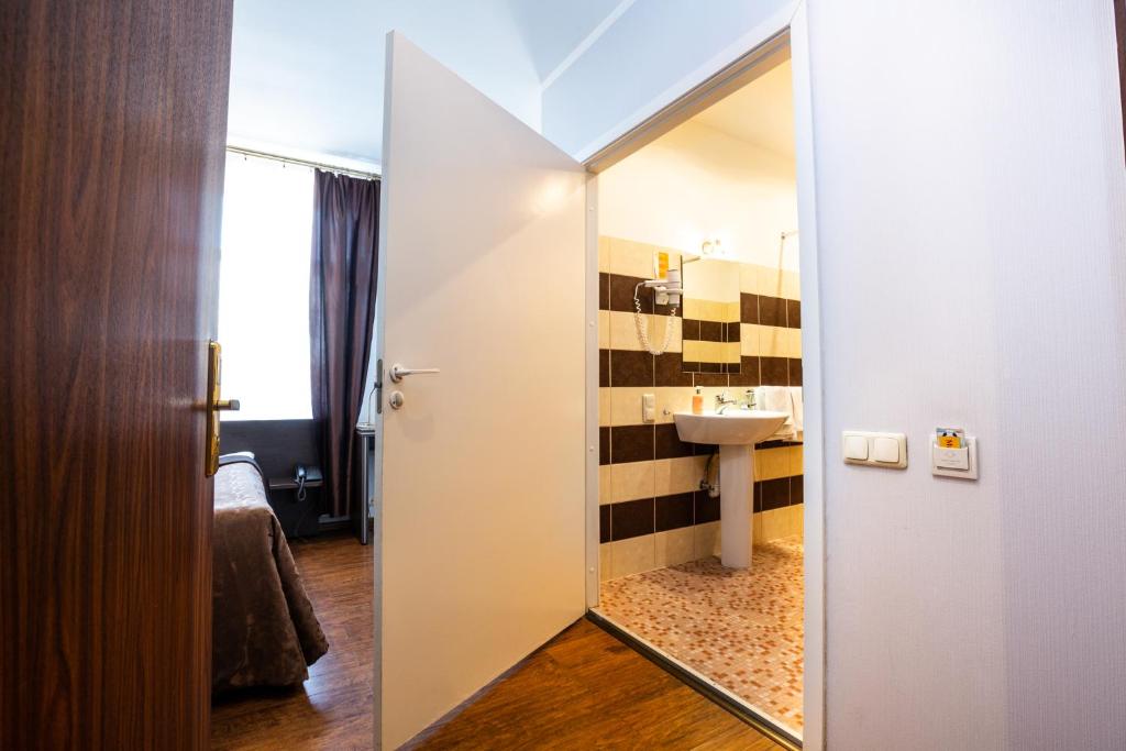 Двухместный (Двухместный номер с 2 отдельными кроватями), Primo Hotel