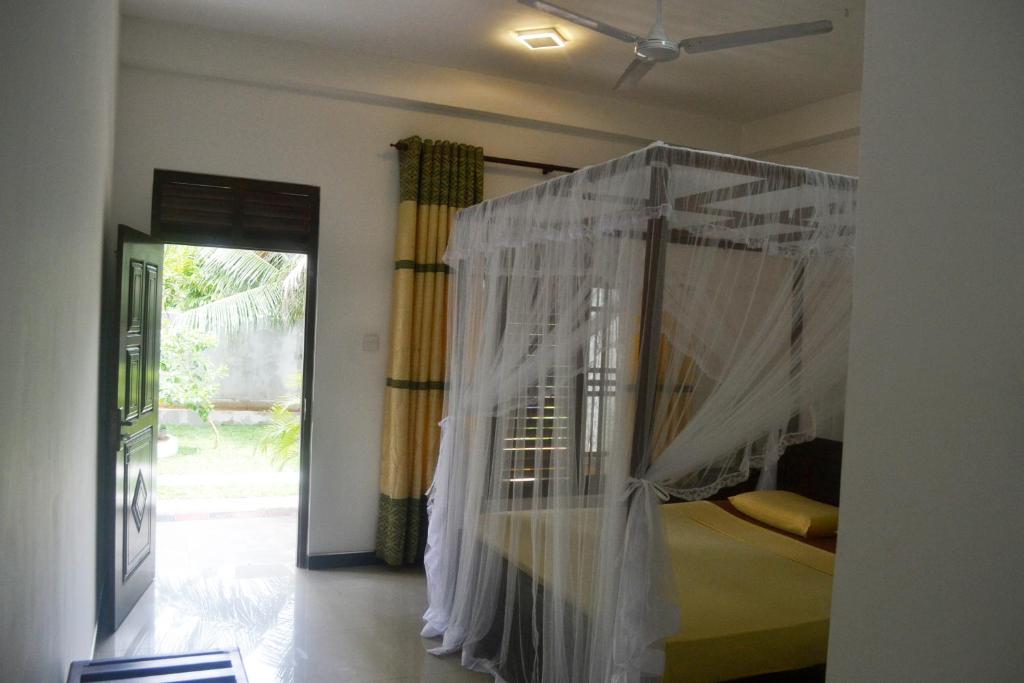 Kushan Guest photo 3