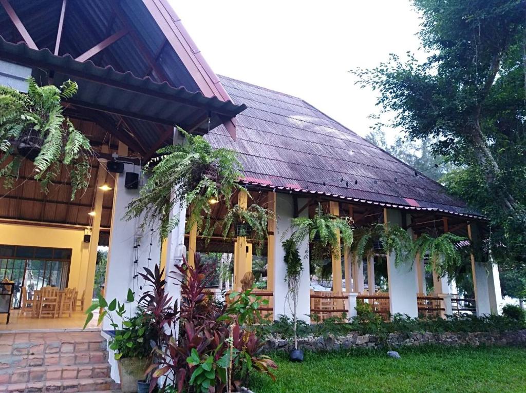 LayTrang Pakmeng Marina Spa and Resort photo 3