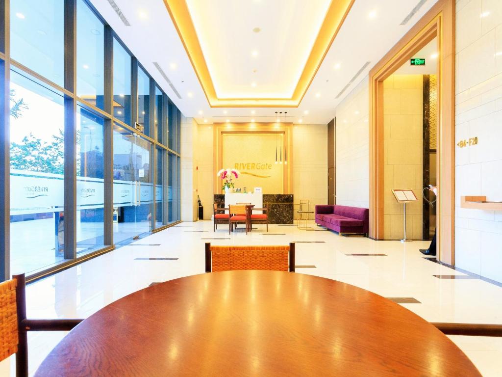 Central Apartments - Free Pool&Gym - RiverGate Residence Building
