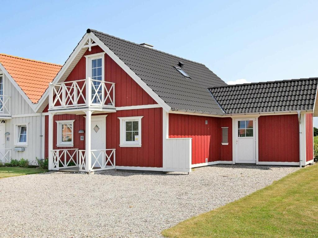 Three-Bedroom Holiday home in Brenderup Fyn 3 photo 1