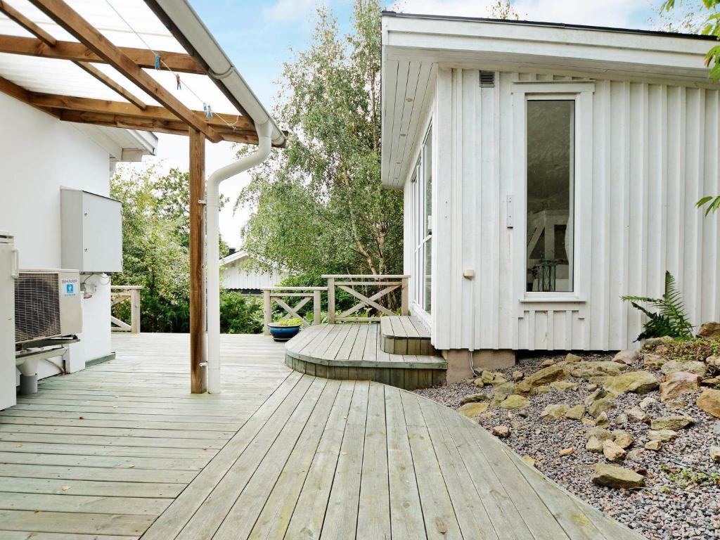9 person holiday home in UGGLARP photo 2
