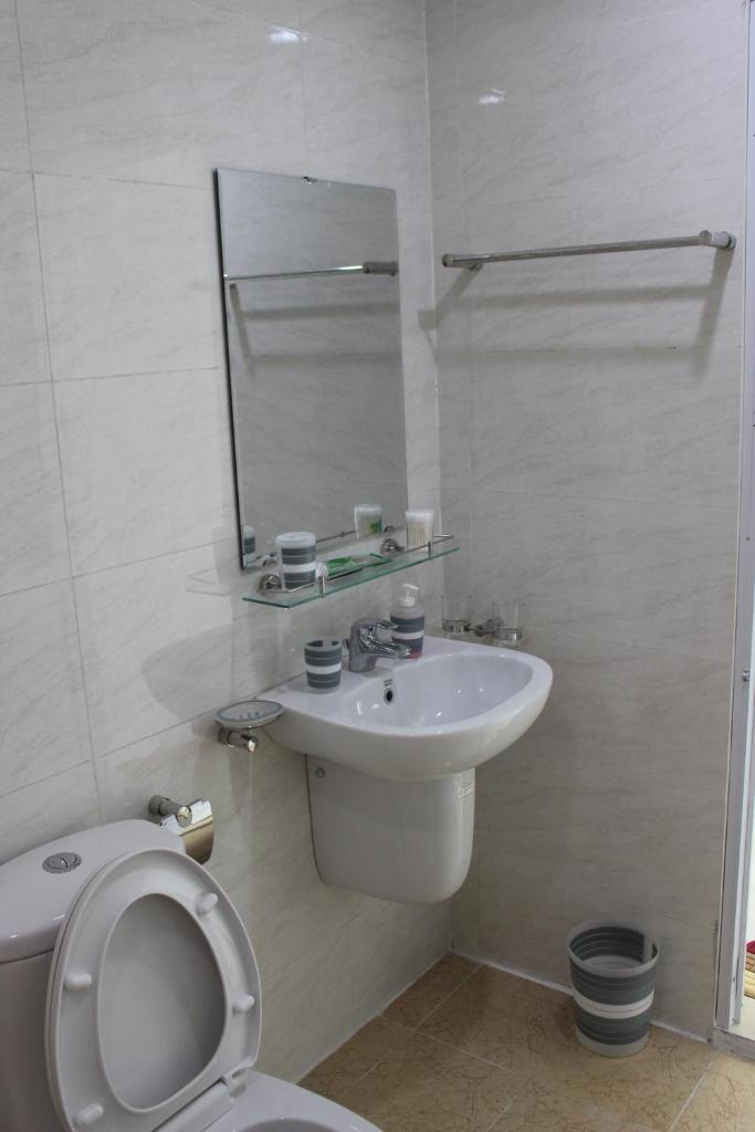 Студио (Номер-студио с видом на озеро), Amazing stay- homestay, city view, near center Hanoi, NK Cau Giay