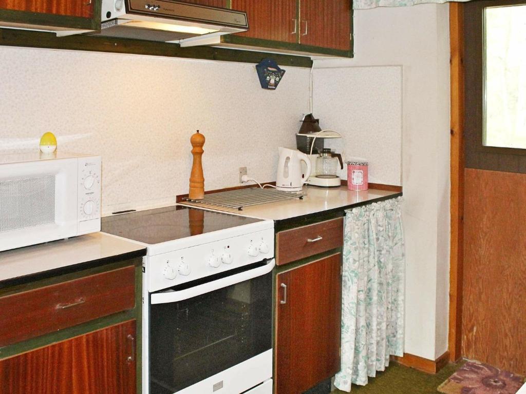 4 person holiday home in Nex photo 4
