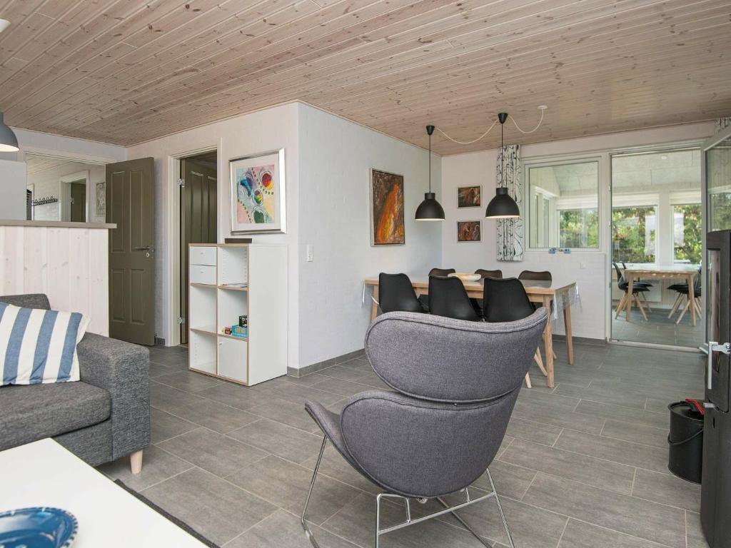 Holiday home Henne IX photo 3