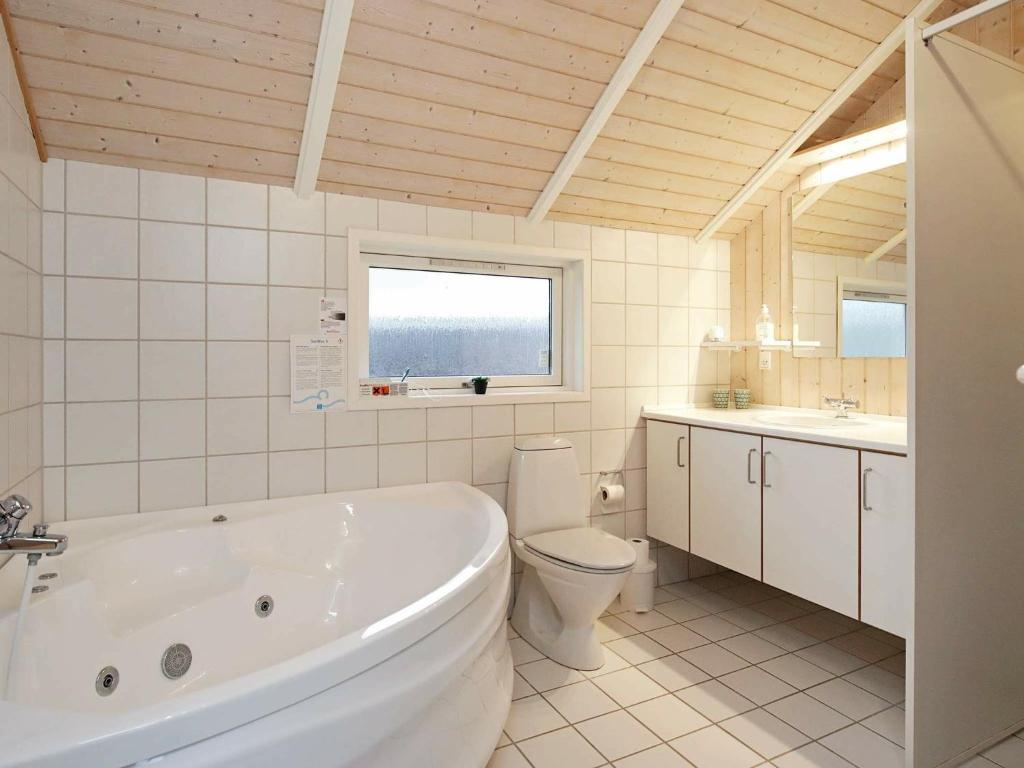 Three-Bedroom Holiday home in Nykøbing Sj 7 photo 2