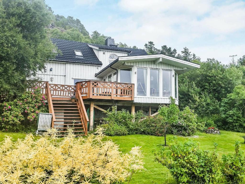 11 person holiday home in kolvereid photo 2