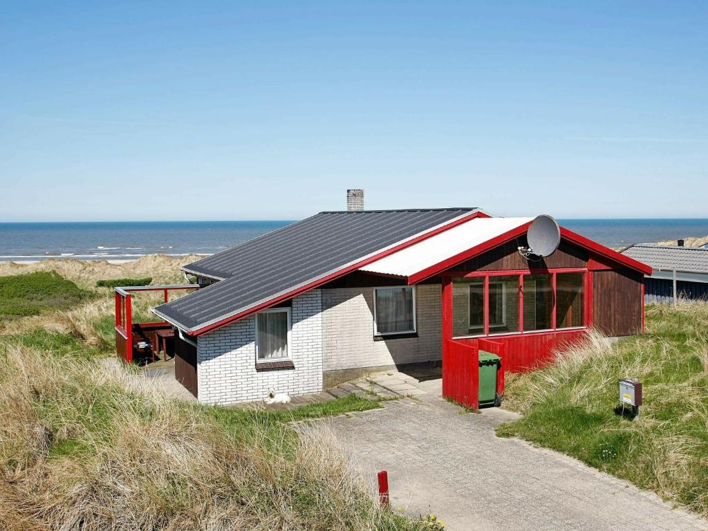 Three-Bedroom Holiday home in Løkken 65 photo 4