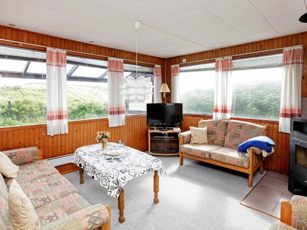 Two-Bedroom Holiday home in Løkken 25 photo 2