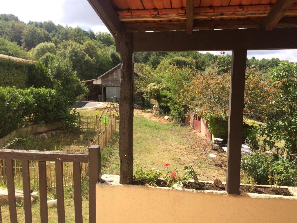 Grande maison de vacances au cœur du Perigord Noir nature et confort photo 1