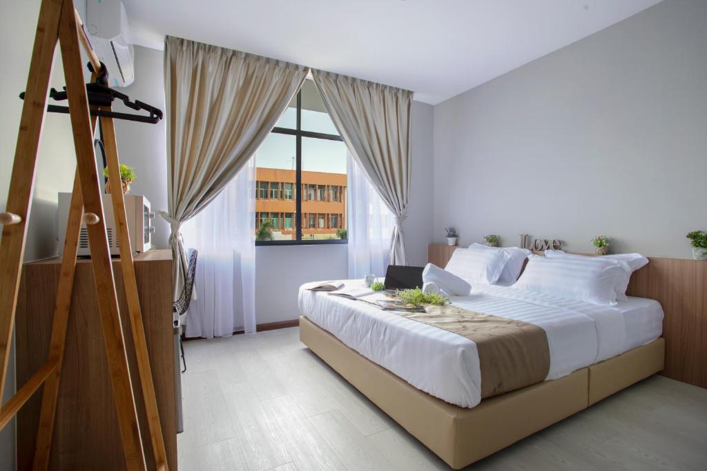 Сьюит (Minimalist King Suite), HotSpot @ City Centre by SSVC