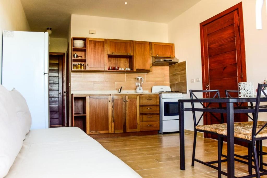 Vittoria House Apartments 209-210 photo 2