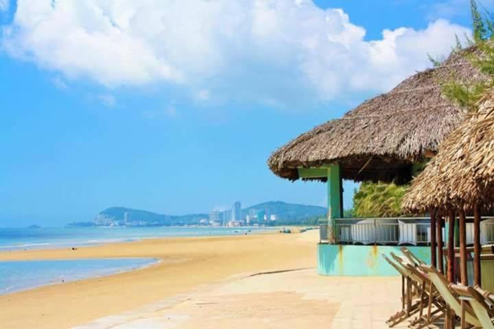BLUE SAPHIRE RESORT,40M là biển