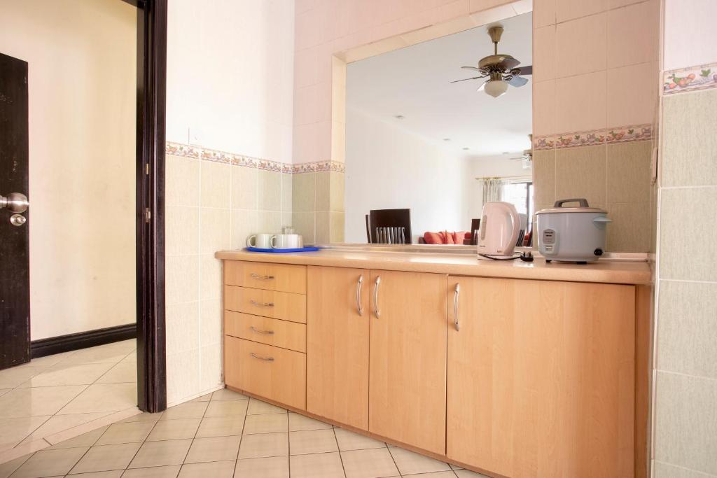 Marina Court Kota Kinabalu-2Bedroom 2Bathroom & 3 Bedroom 2 Bathroom Apartment photo 2