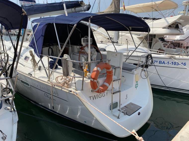 Boat in Badalona for up to 6 people photo 3