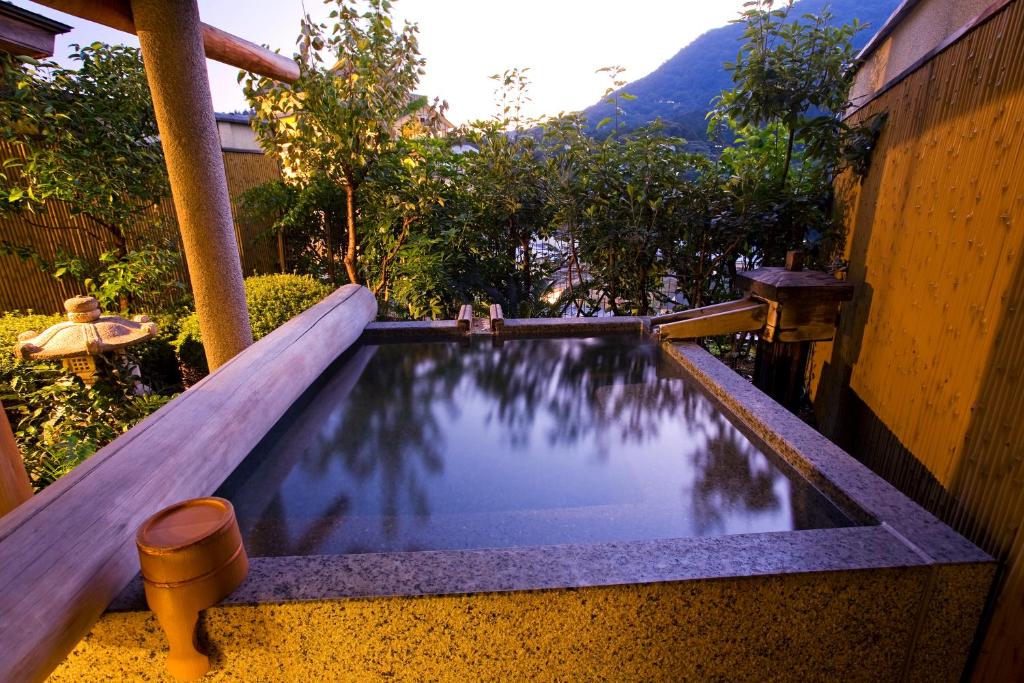 Yumoto Konpira Onsen Hananoyu Kobaitei photo 3