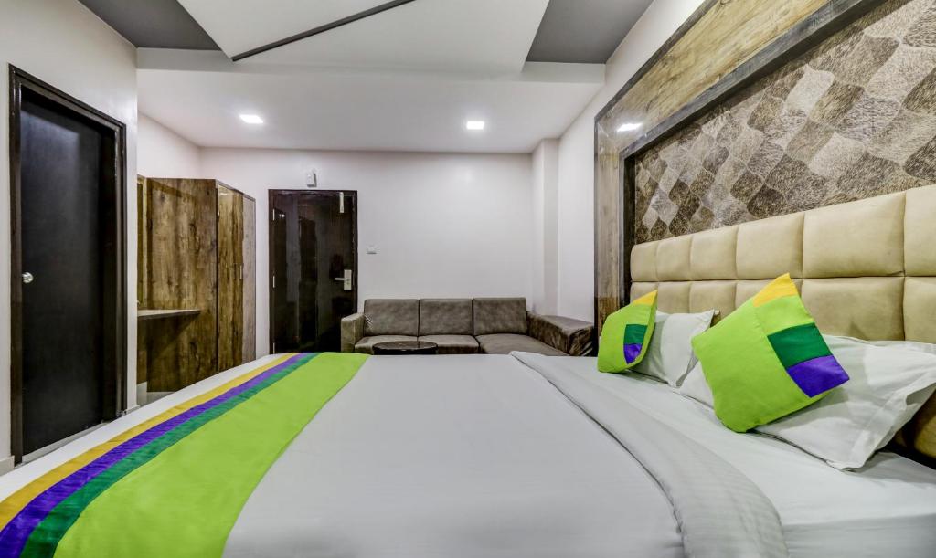 Двухместный ([Sanitized] Deluxe Double Room), Hotel Sahara Suites
