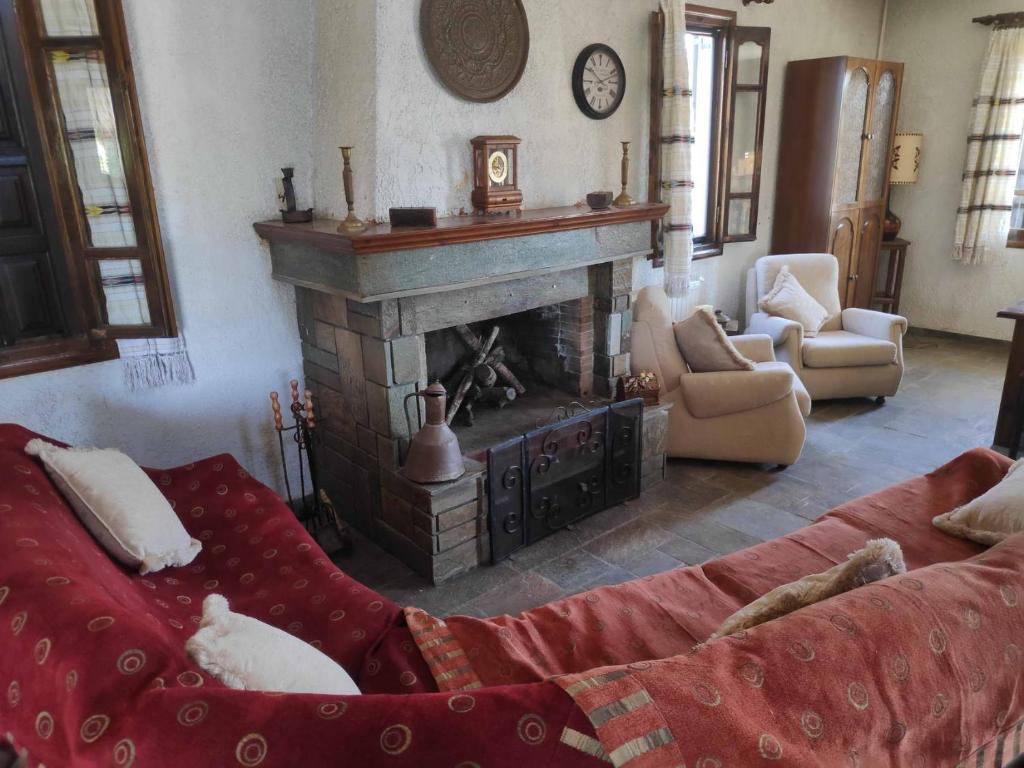 Friends / Family Relaxing country house, Chalkida photo 2