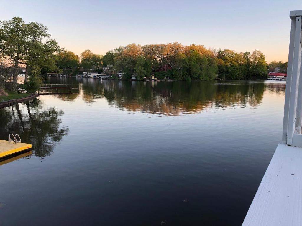 Alexander's Landing photo 2