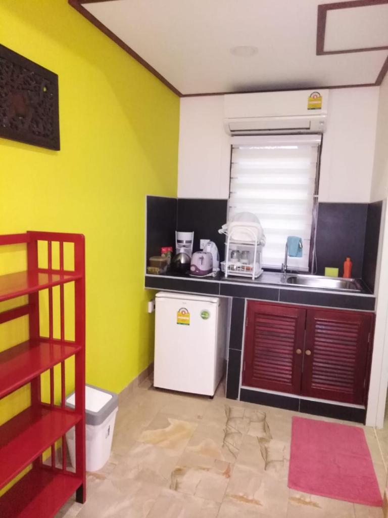 Sanuk Bungalow photo 4