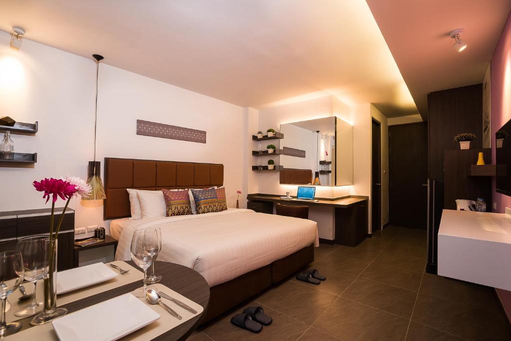 Двухместный (Двухместный номер «Премьер» с 1 кроватью), Отель Aim House Bangkok