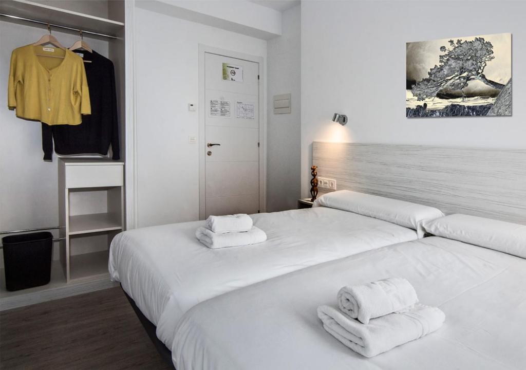 Hostal Lar photo 1