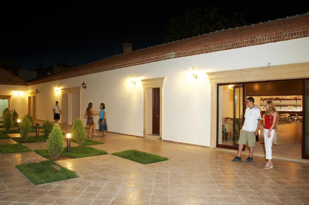 Bacahan Hotel photo 4